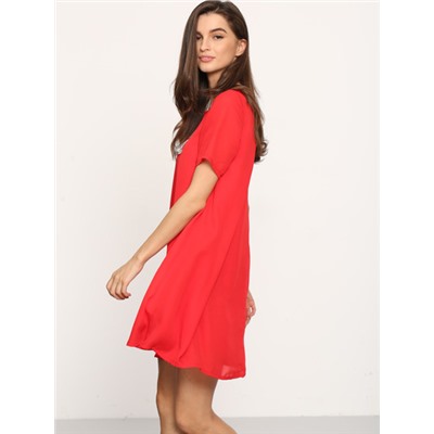 Красное платье с открытой спиной с короткими рукавами