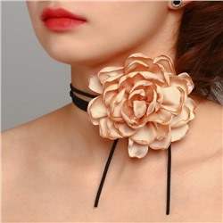 Чокер "Танго" цветок на шнурке, роза крупная, цвет бежевый, 146 см