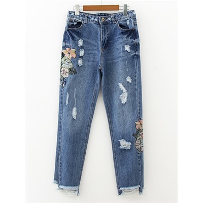 Модная джинсы с разрезами и вышивкой