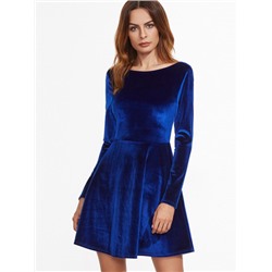 Ярко-синее модное платье