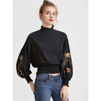 Чёрная модная блуза с цветочной вышивкой, рукав-фонарик