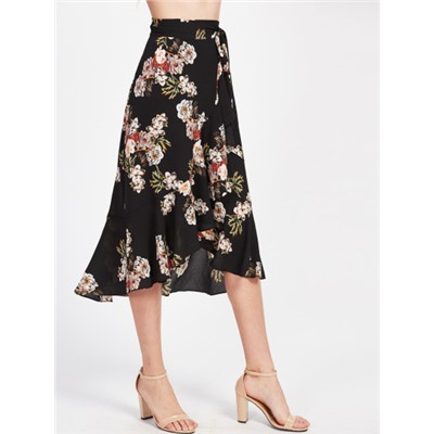 Модная асимметричная юбка со сборкой и цветочным принтом