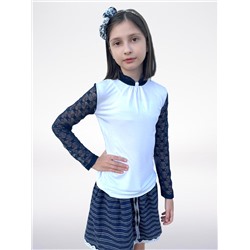 Белая водолазка (блузка) с синим гипюром для девочки 82294-ДШ19