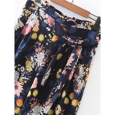 Модные широкие брюки с поясом и цветочным принтом