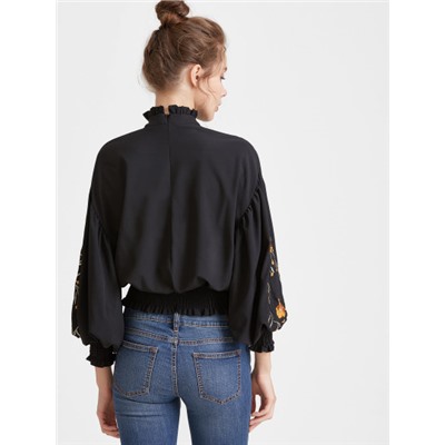 Чёрная модная блуза с цветочной вышивкой, рукав-фонарик