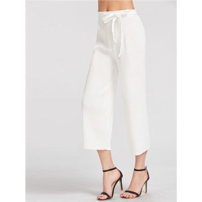 Белые плиссированные модные брюки с поясом