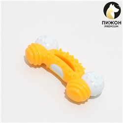 Игрушка двухслойная (твердый и мягкий пластик) "Изогнутая кость", 13 см желтая