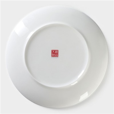 Тарелка фарфоровая обеденная «Золотая линия», d=27 см, цвет белый