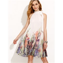 Модное платье с цветочным принтом