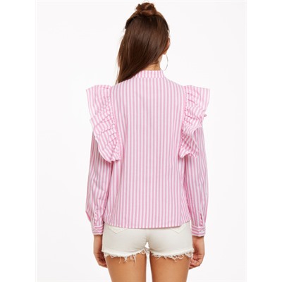 розовая вертикально- полосатая блуза с воланом и кнопками