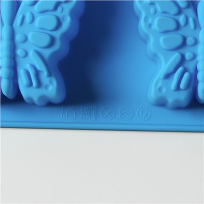 Форма силиконовая для выпечки Доляна «Животные.Зоопарк», 26×17 см, 6 ячеек  (7,2×6,4 см), цвет МИКС