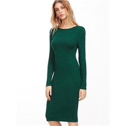 Тёмно-зелёное платье-футляр