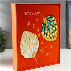 Фотоальбом на 100 фото 13х18 см "Опахало из перьев и бабочки" в коробке, дерево 29,5х4х23 см   75755