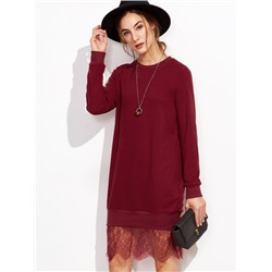 Бордовое модное платье-свитшот с кружевной вставкой