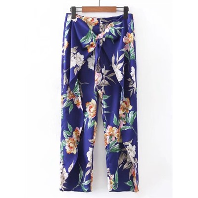 Модные брюки с цветочным принтом