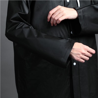 Укороченный женский дождевик «ДождеWEEK», на кнопках, цвет чёрный, размер 42-48