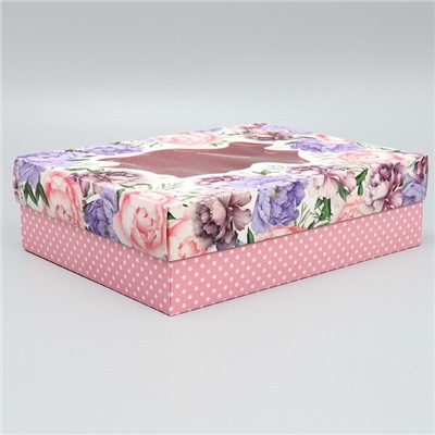 Коробка подарочная «Пионы», 32 × 24 × 9 см