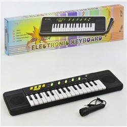 Синтезатор 32 клавиши с микрофоном, на батарейках (в ассортименте)